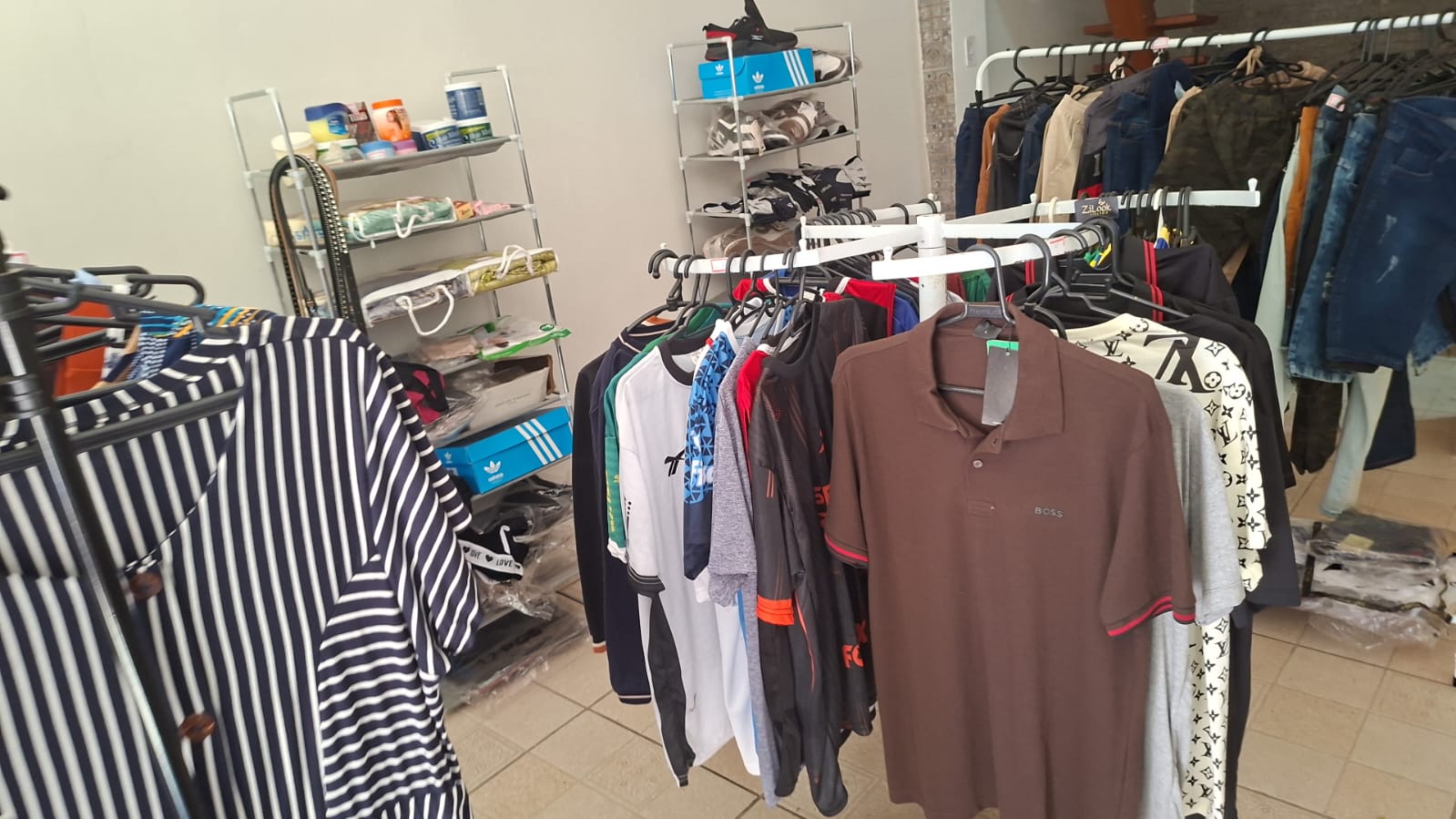 Loja de Roupas — Moda & Acessórios